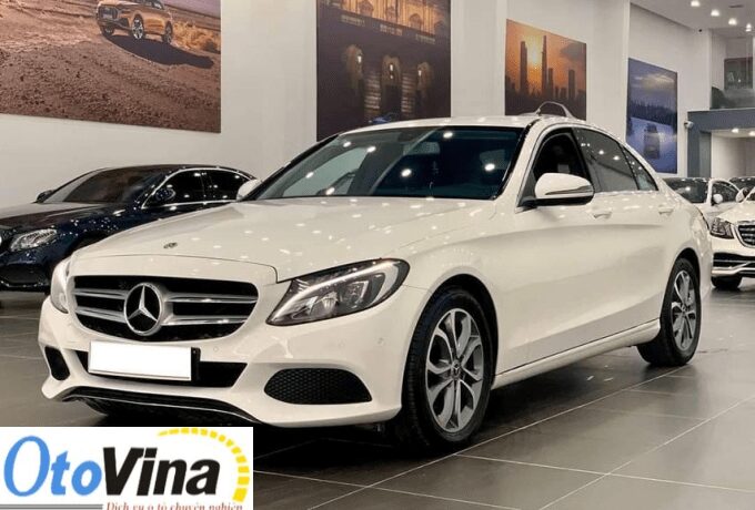 Showroom XeHoi.net chuyên bán Mercedes C200 cũ 2017 tại Hà Nội uy tín