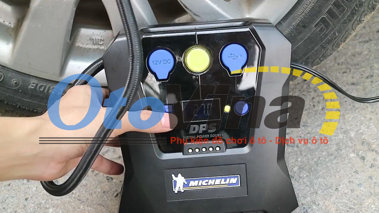 Máy Bơm Ô Tô Mini Dùng Nguồn Điện Nhỏ (12V)