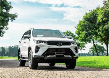 EFP fortuner 24mt 4x2 1