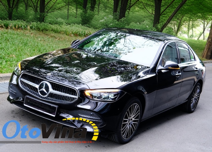 Bán xe Mercedes-Benz C200 Avantgarde Plus cũ siêu lướt chỉ 1 tỷ 600