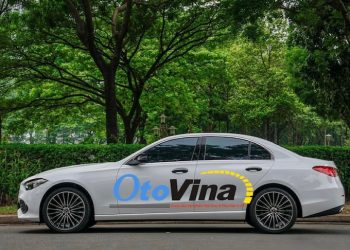 Bán Mercedes C200 2022 cũ đi 12000 km, Giá chỉ 1,3 tỷ