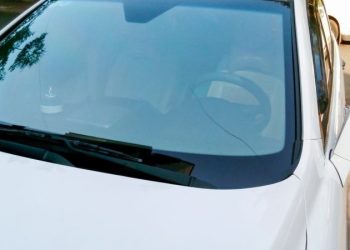 Cách Kiểm Tra Kính Ô Tô Chính Hãng – Kinh Nghiệm Từ Chuyên Gia XeHoi.vn