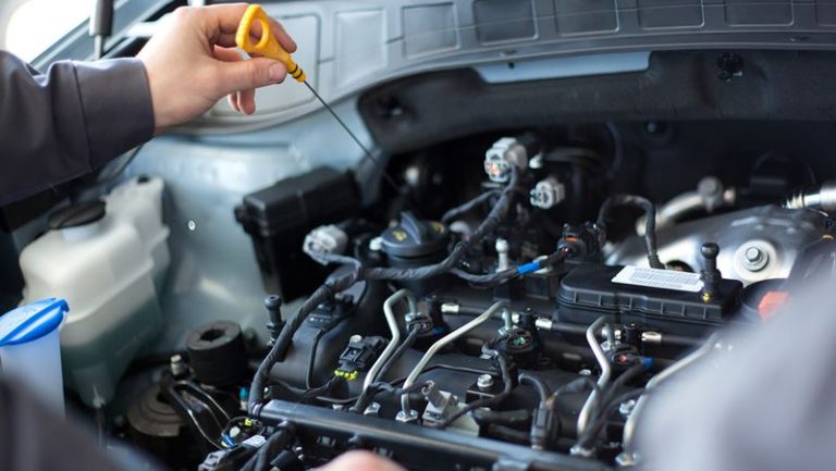 Nội thất nguyên bản, khung gầm không mục mọt: Xehoi.com.vn kiểm tra toàn diện chiếc xe bạn định mua.