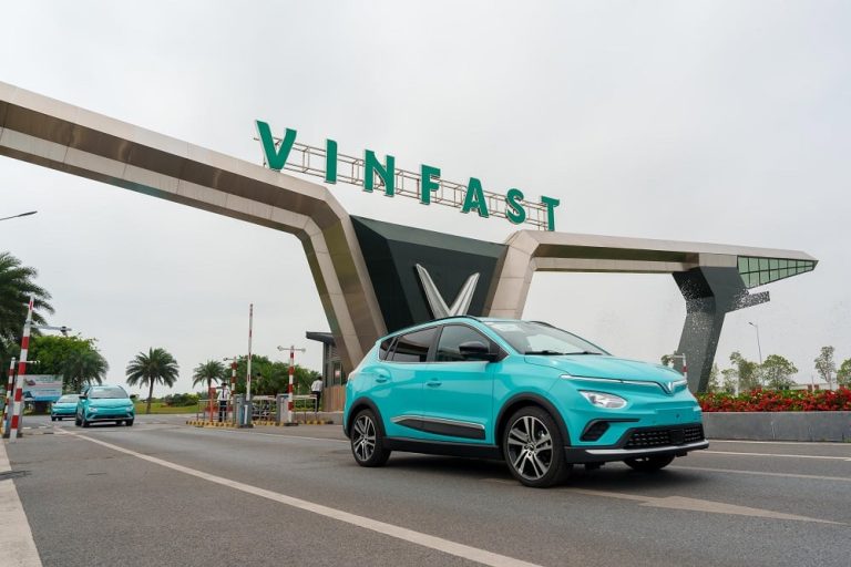 thue-xe-tu-lai-ha-noi-otovina.com.vn